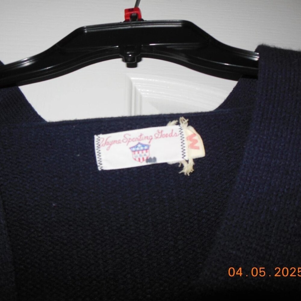 VINTAGE 1940's High School cardigan sweater Men's sz 40 Navy Blue West Catholic - Picture 2 of 6